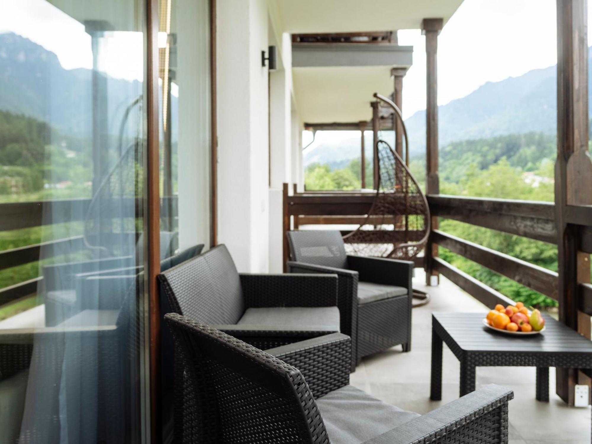 Nature Loft By The River Buşteni Exterior foto